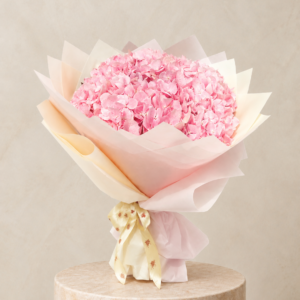 pink hydrangea bouquet dubai